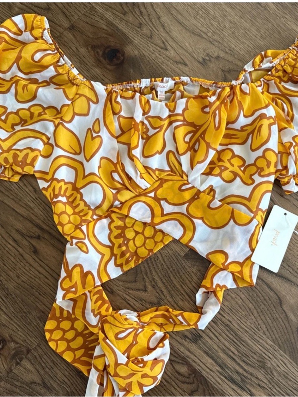 Peach Brand Size XL -NWT Romantic Sheer Tie-Front Floral Crop Top in Yellow-003*